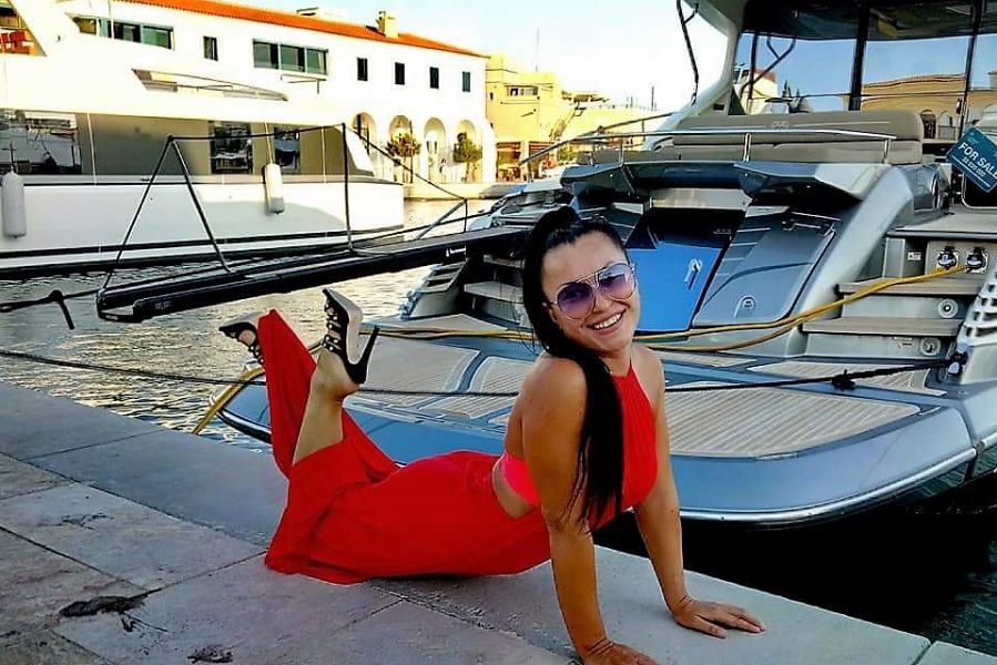 are there dating sites for teens