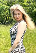 19807-Yuliya-Woman-Olbronn