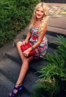 16914-Yuliya-Ukrainian-Woman-Soumy